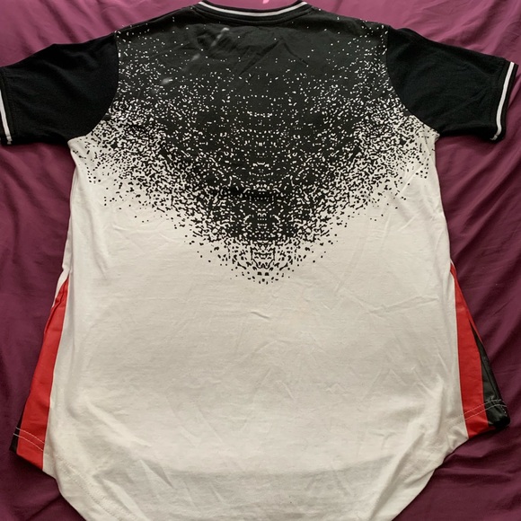 T-shirt New - Picture 3 of 4